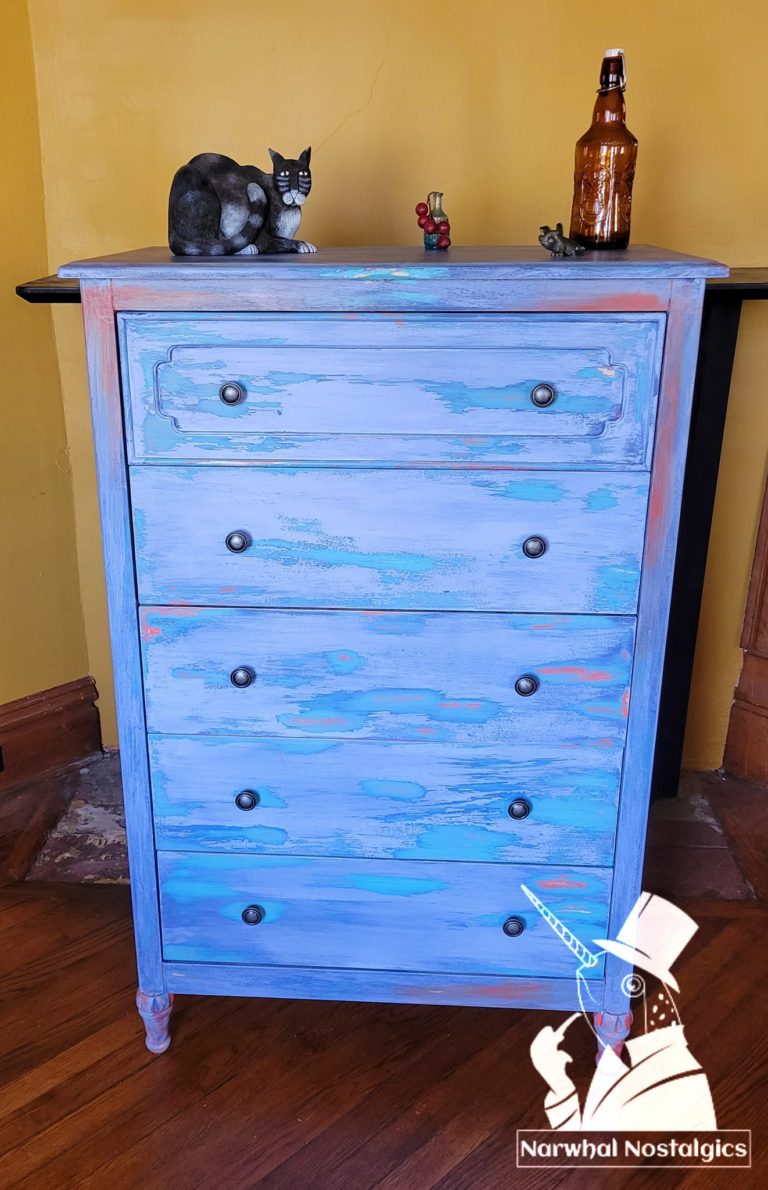 Commission – Dresser